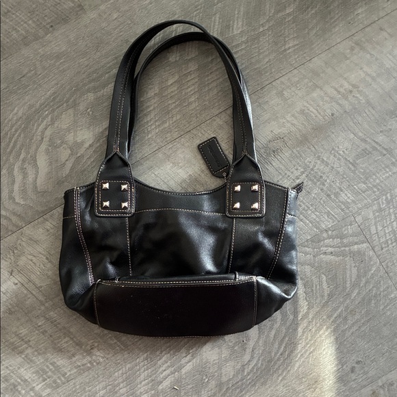 St. John’s bay genuine leather purse - Picture 4 of 6